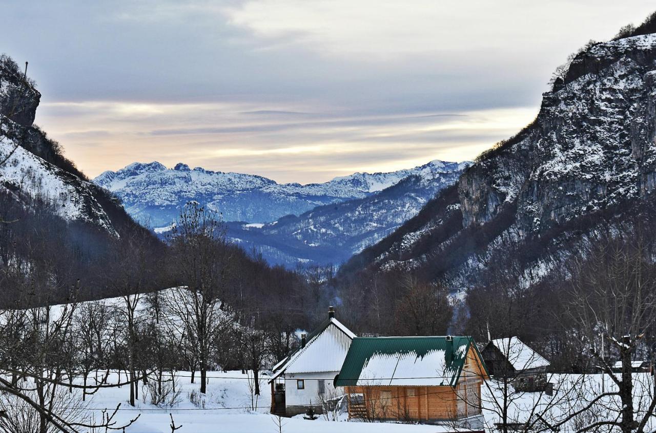 Mountain Lodge Mont Peace Kolašin Buitenkant foto
