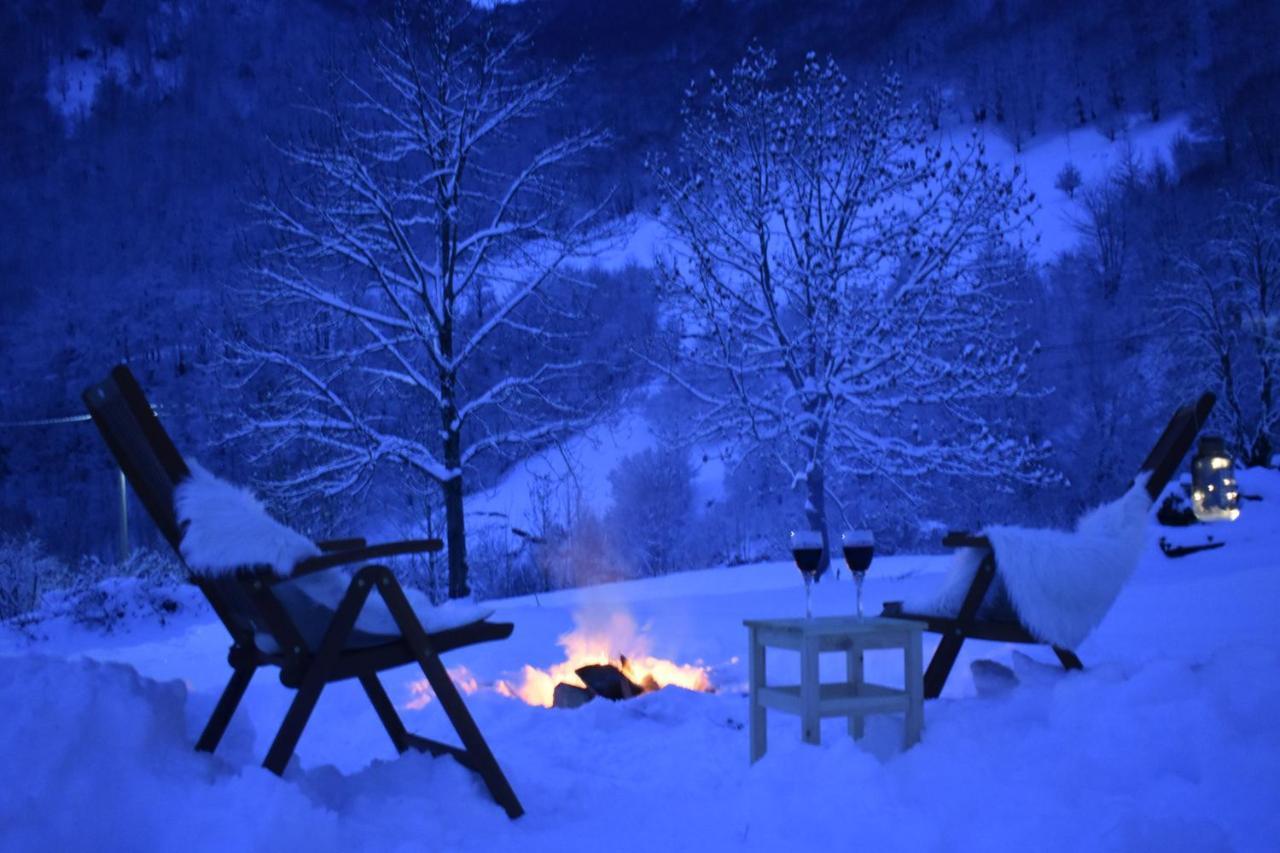 Mountain Lodge Mont Peace Kolašin Buitenkant foto